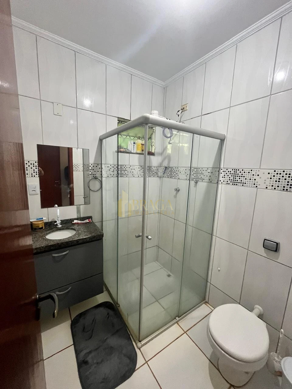 Casa à venda no bairro Oliveira