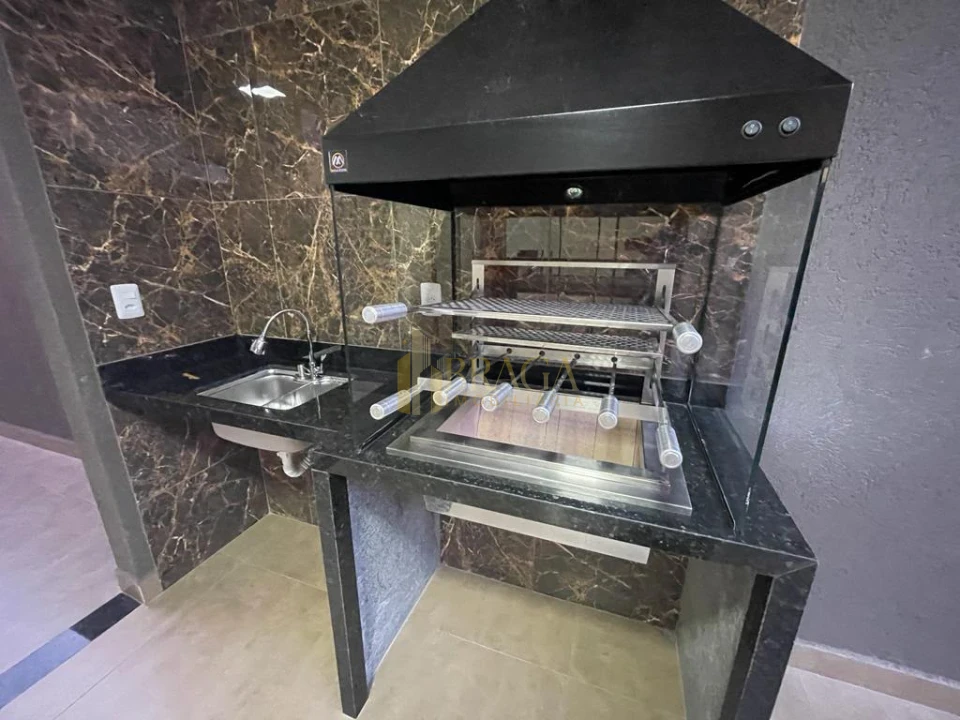 Imagens do imóveis CASA À VENDA NO BAIRRO VILA PLANALTO - COM ÁREA GOURMET