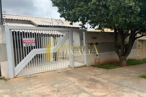 Casa a venda no bairro Vila Almeida