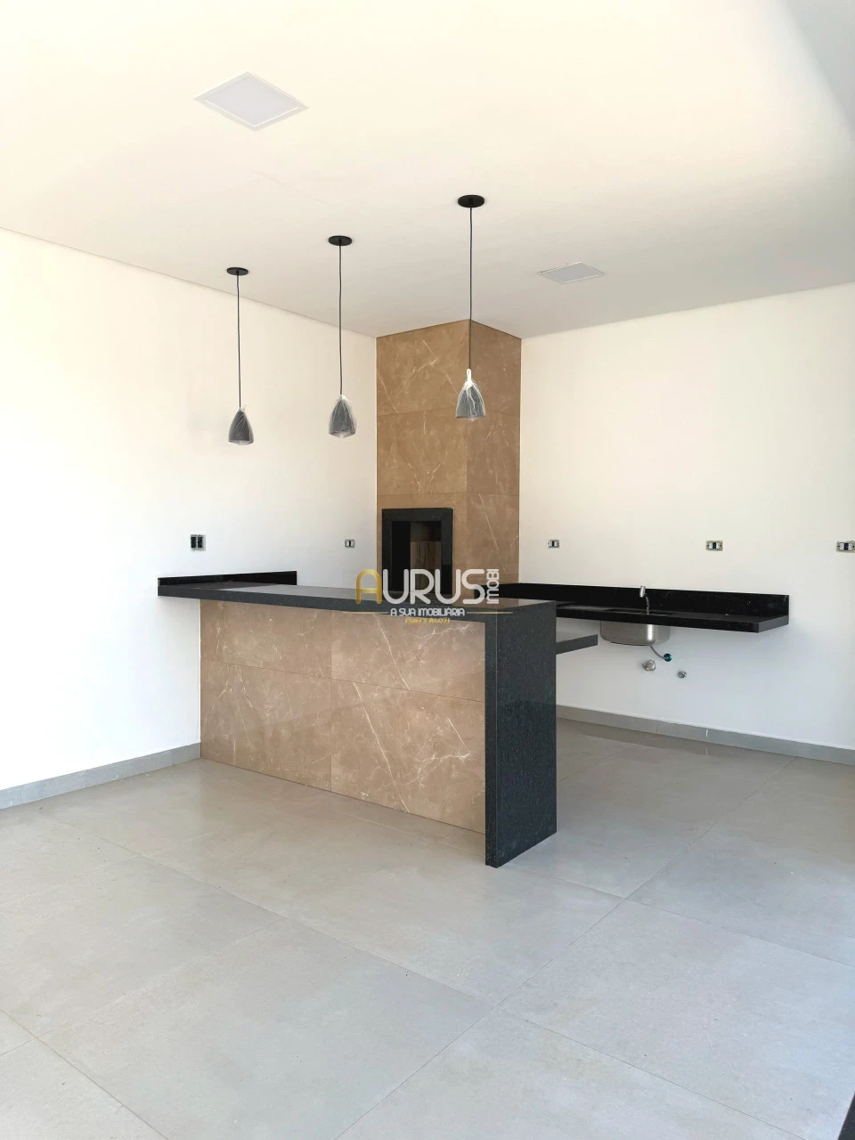 Imagens do imóveis Casa Em Condomínio Fechado - Pronto para Morar