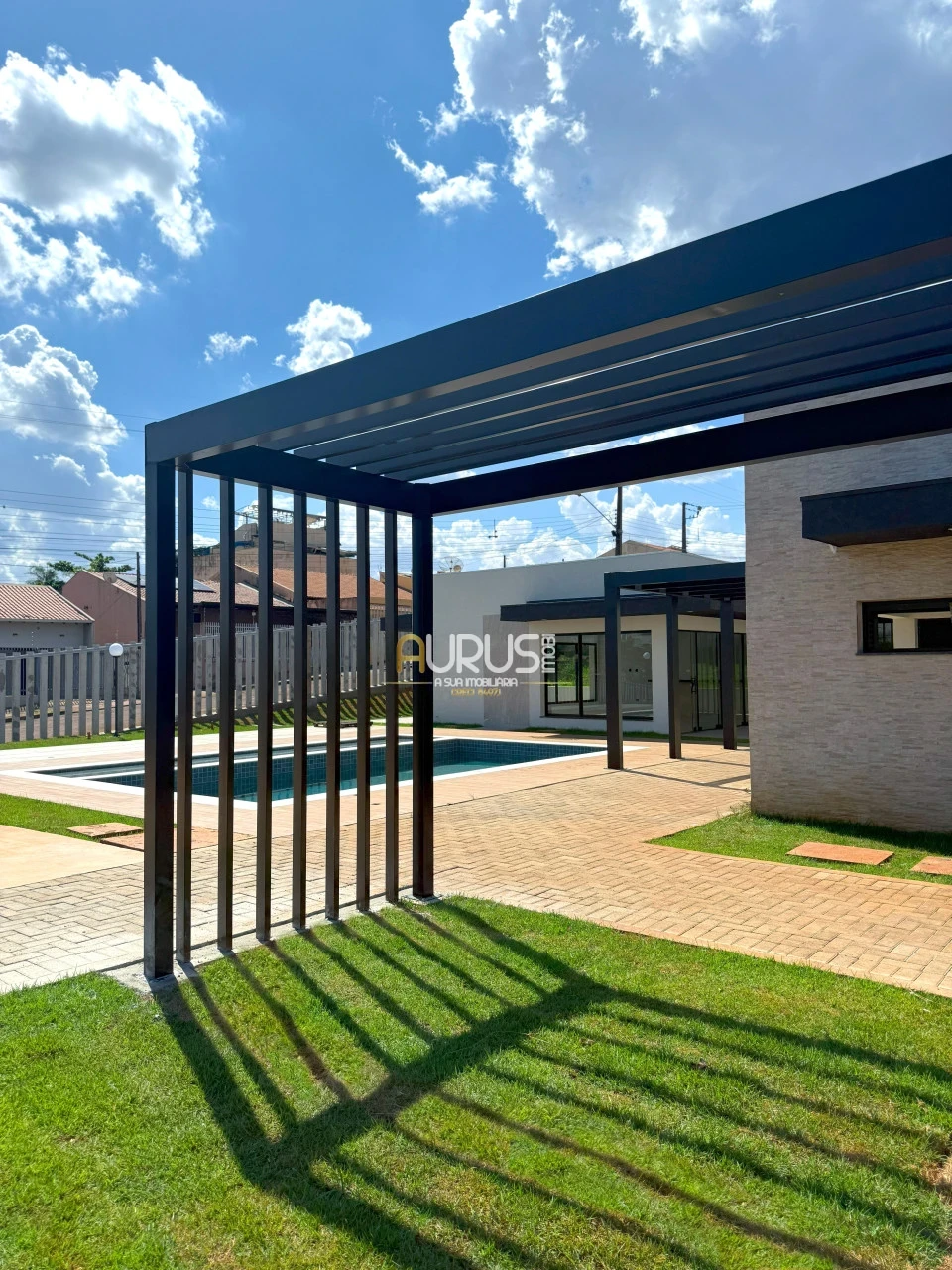 Imagens do imóveis Casa Em Condomínio Fechado - Pronto para Morar