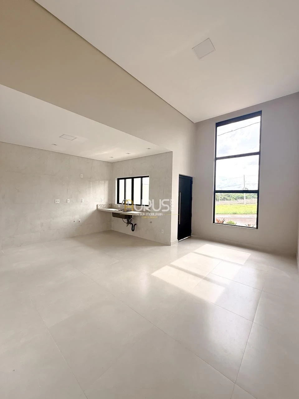 Imagens do imóveis Casa Em Condomínio Fechado - Pronto para Morar