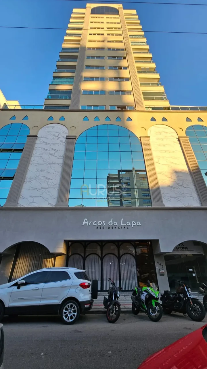 Imagens do imóveis Apartamento À Venda Ed. Arcos Da Lapa - Meia Praia- Itapema Itapema