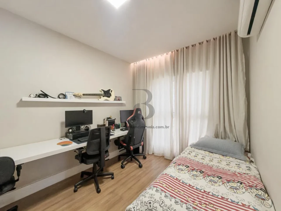 MAISON LEGACY
