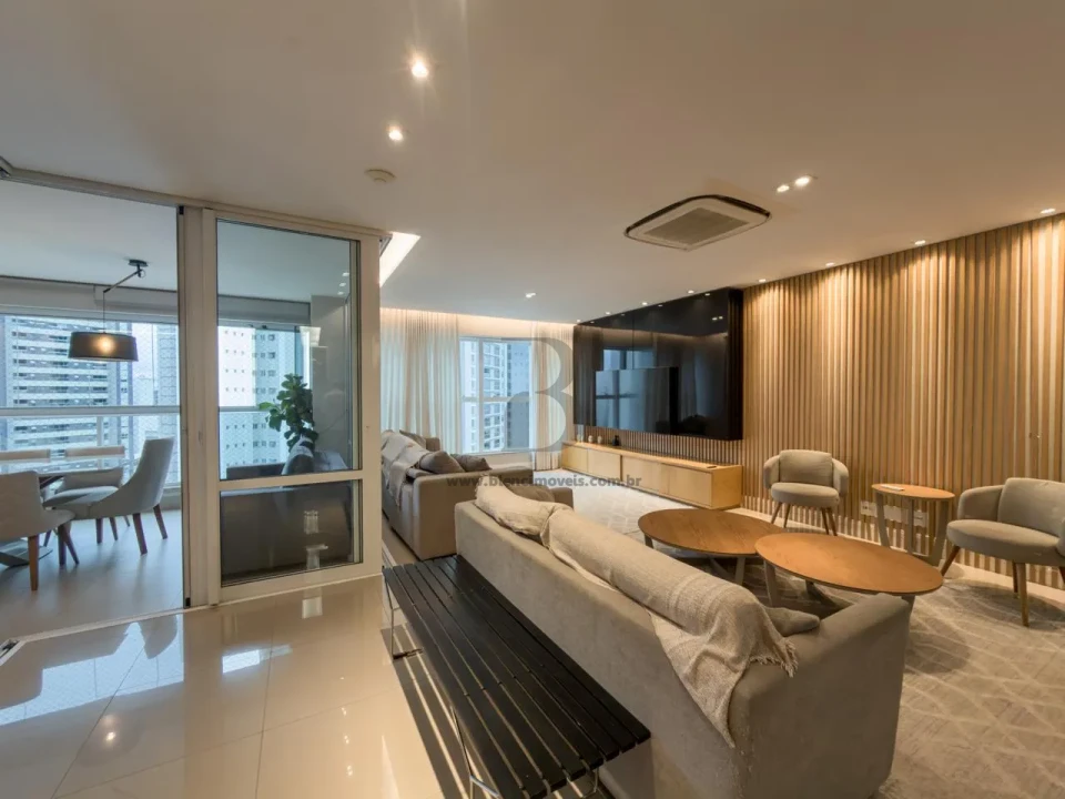 MAISON LEGACY