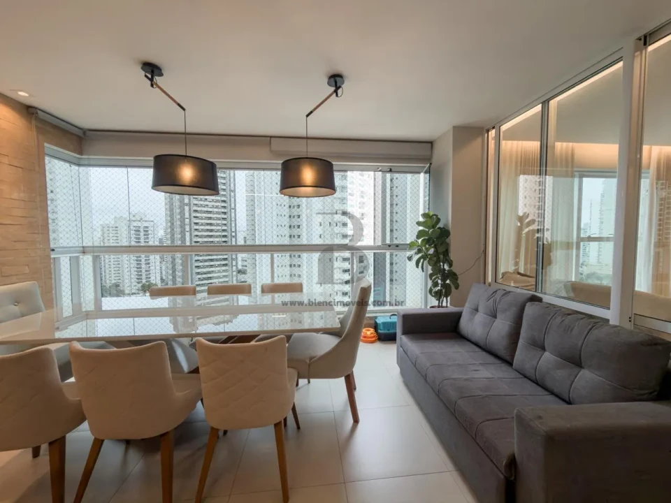 MAISON LEGACY