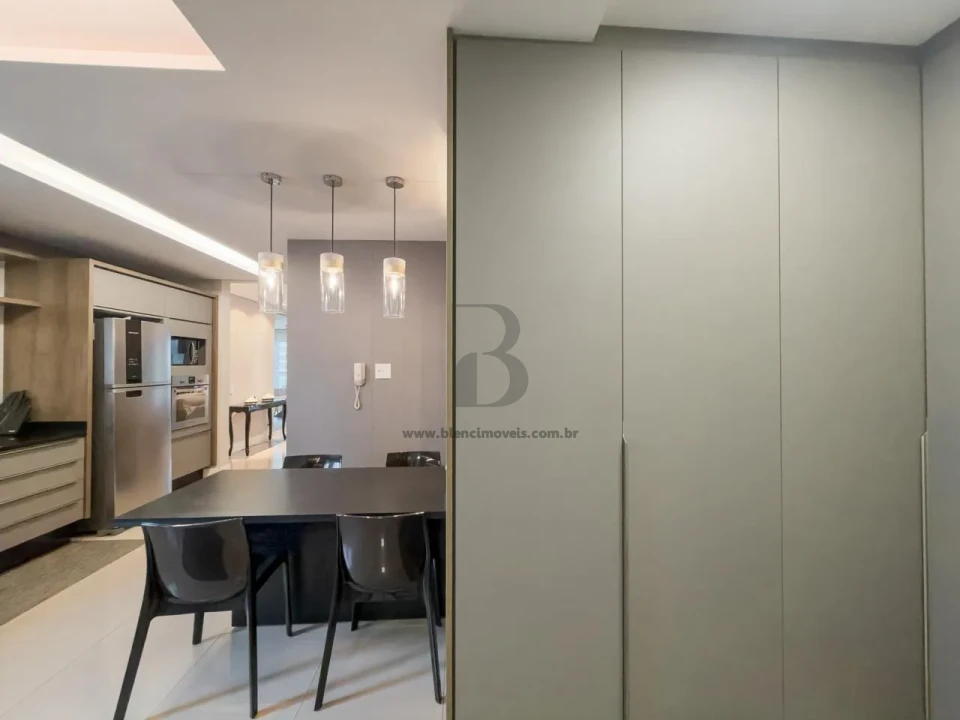MAISON LEGACY
