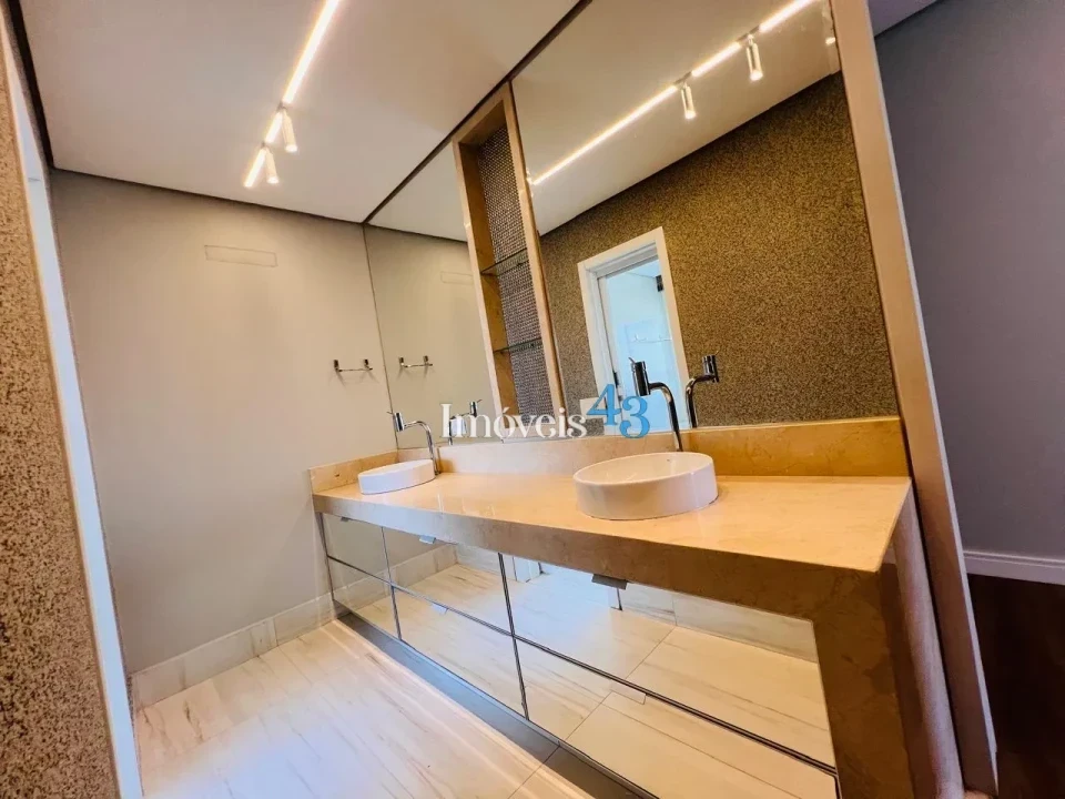 CASA ALTO PADRÃO - VILLAGIO DO ENGENHO