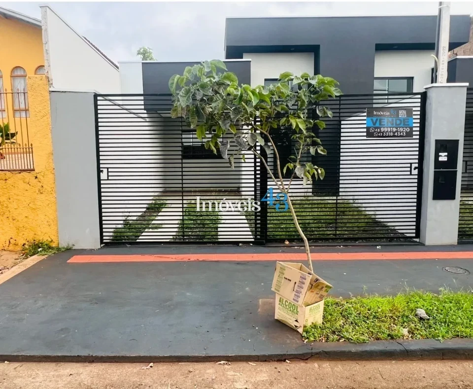 CASA A VENDA -JD LEONOR -LONRINA-PR