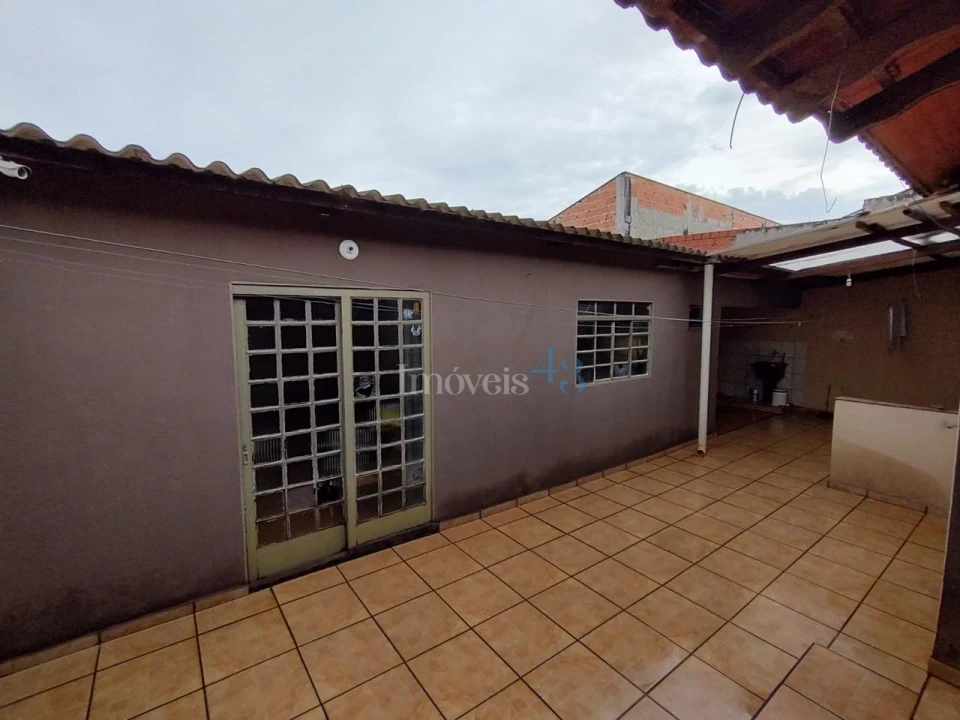 Imagens do imóveis CASA COM EDÍCULA - Conj. Hab. Jose Giordano