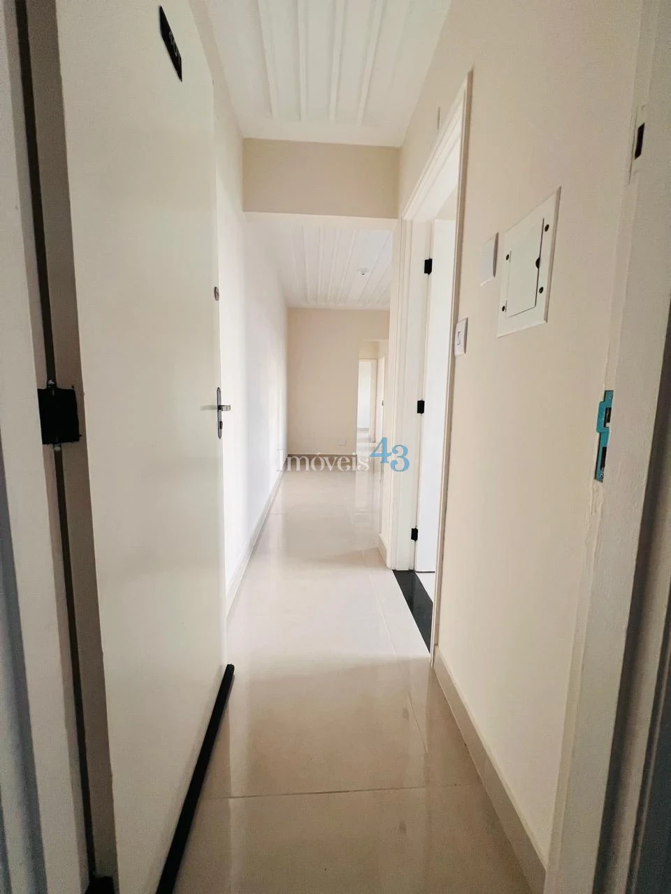 APARTAMENTO A VENDA - VALE DO SOL - CAMBE-PR