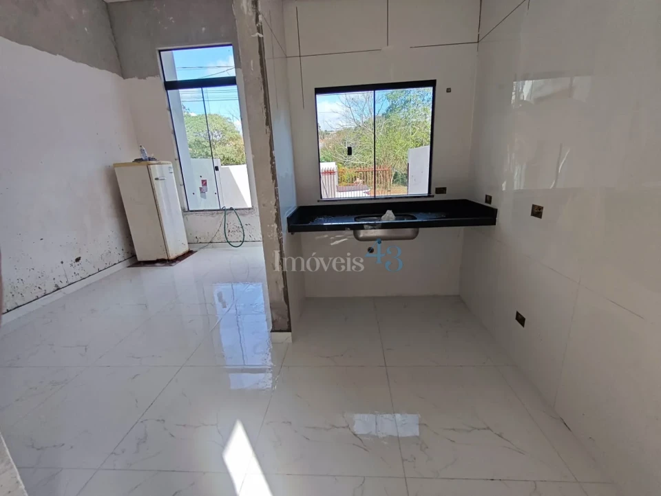 CASA A VENDA - JD COLUMBIA - LONDRINA