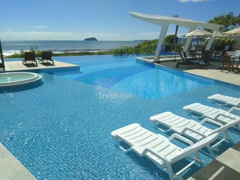 BALI BEACH HOME CLUB
