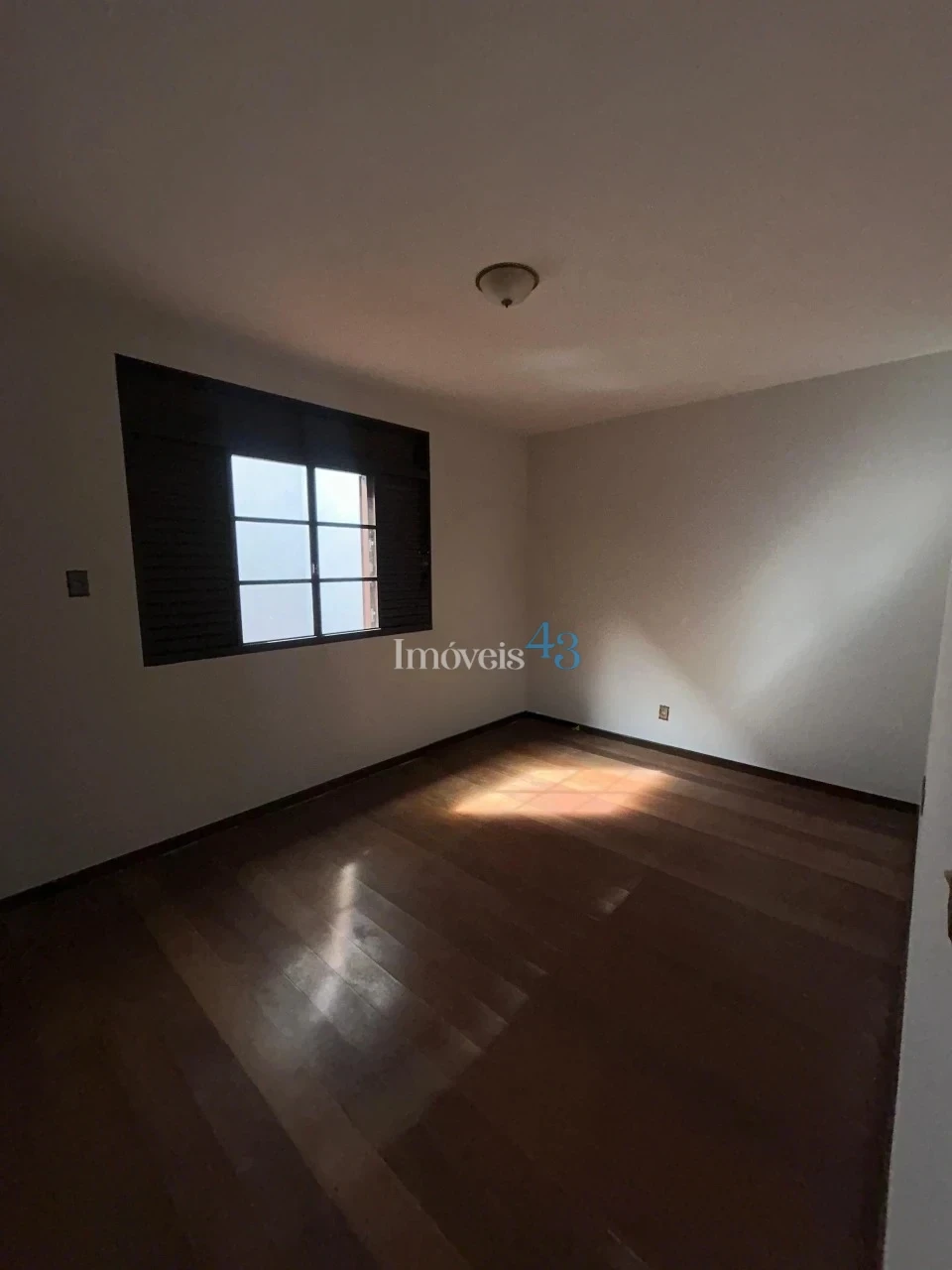 Imagens do imóveis CASA A VENDA - JD VILA RICA - CAMBE-PR
