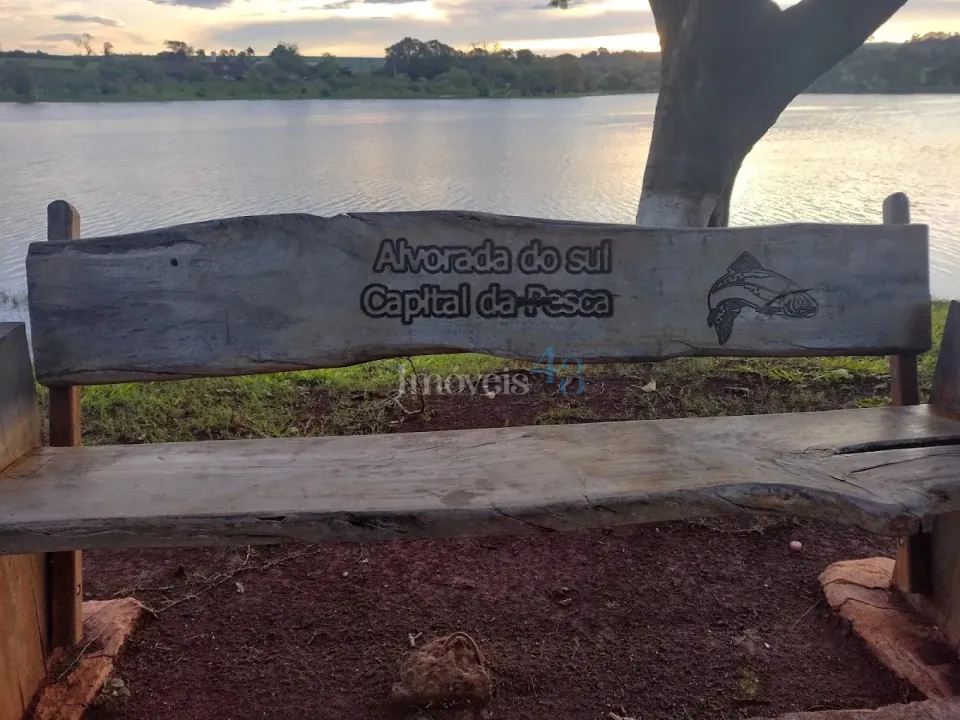 CHACARA MOLHADA - ALVORADA DO SUL -PR