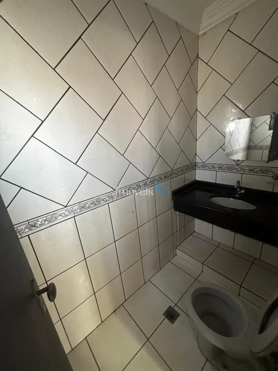 Imagens do imóveis CASA A VENDA - JD PLANALTO VERDE -CAMBÉ-PR.