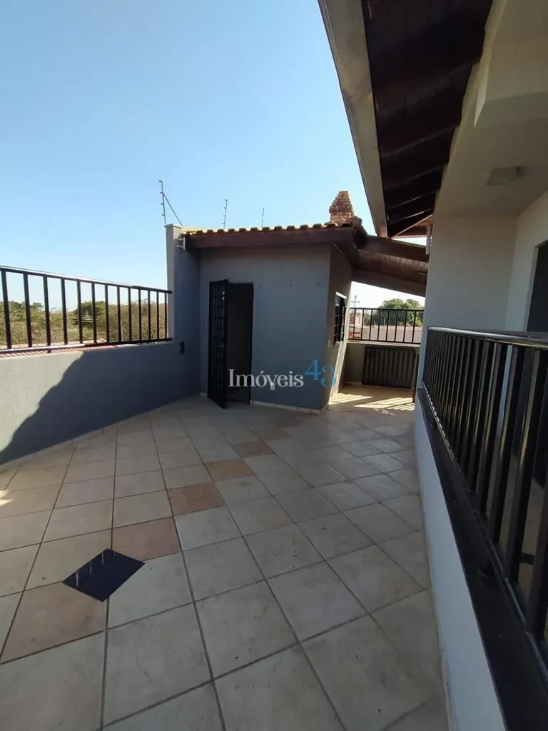 Imagens do imóveis CASA A VENDA - JARDIM COLUMBIA IV -ARAPONGAS
