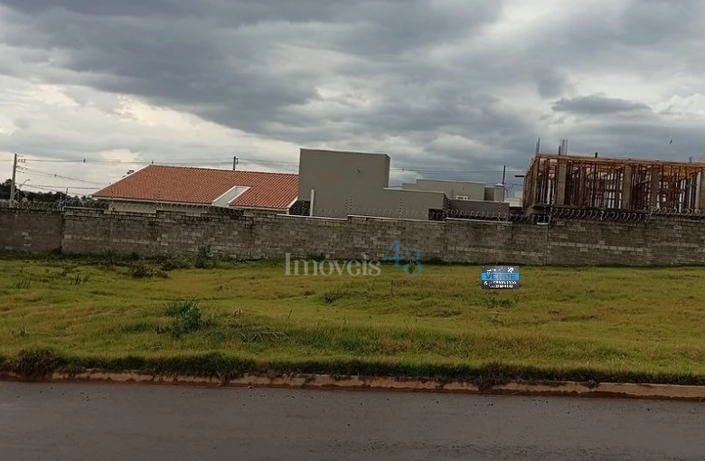 LOTE COMERCIAL OU RESIDENCIAL - BELLEVIE