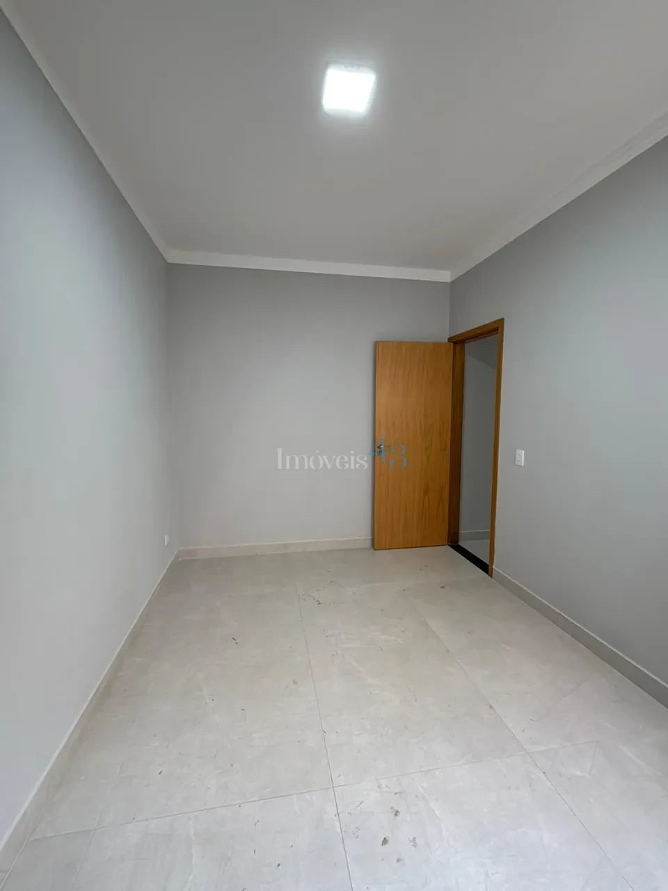 Imagens do imóveis CASA - JD. MONTE ALTO