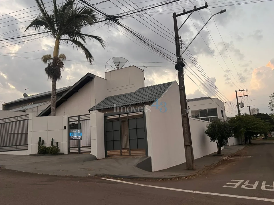 Imagens do imóveis CASA A VENDA - JD PLANALTO VERDE -CAMBÉ-PR.