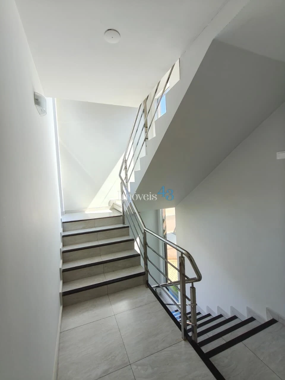 Imagens do imóveis ESQUINA COMERCIAL