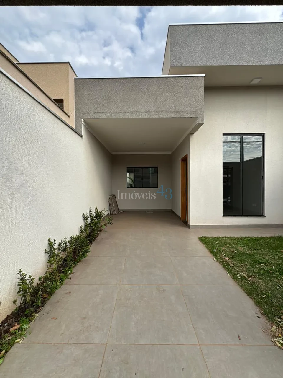 Imagens do imóveis CASA - JD. MONTE ALTO