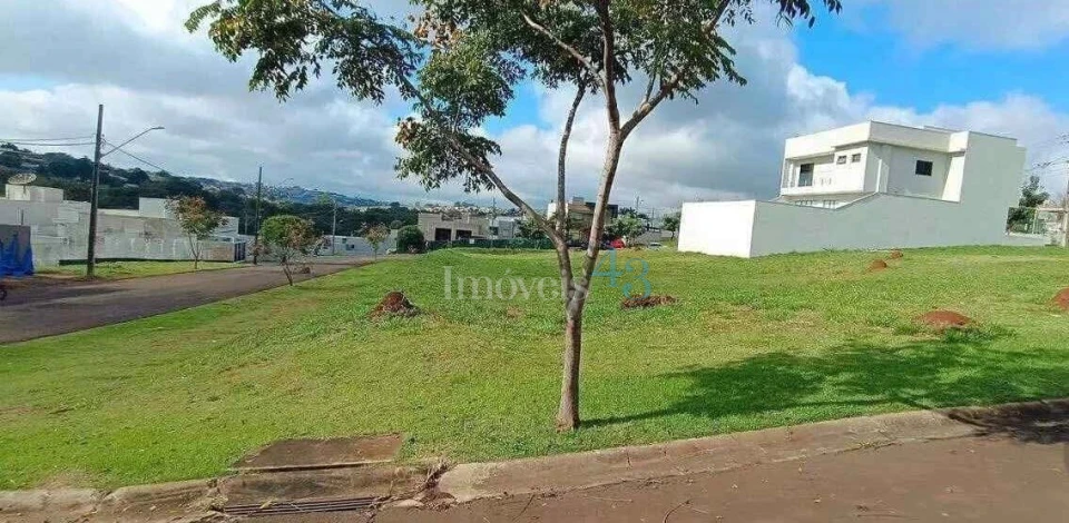 Terreno Em Condomínio À Venda Condomínio Moradas Das Flores  - Azaléias
