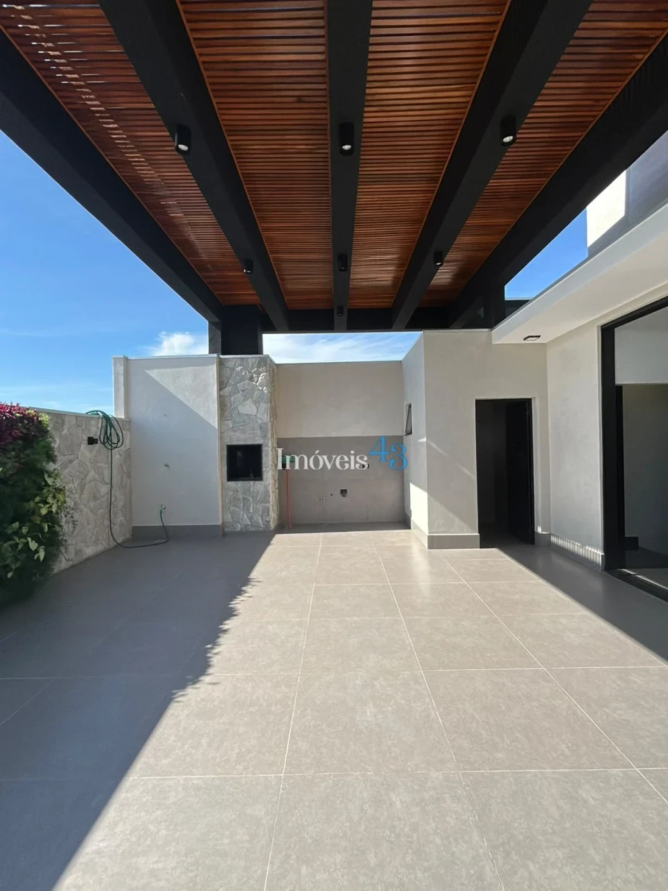 Imagens do imóveis CASA DE ALTO PADRÃO - ROYAL BOULEVARD RESIDENCE