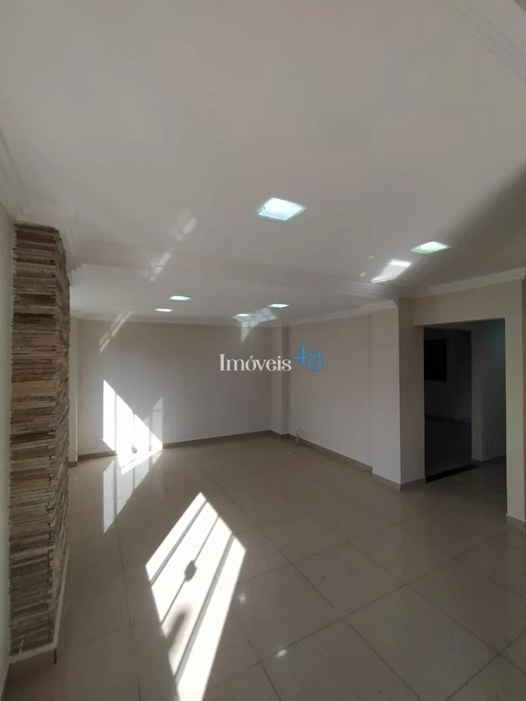 Imagens do imóveis CASA A VENDA - JARDIM COLUMBIA IV -ARAPONGAS