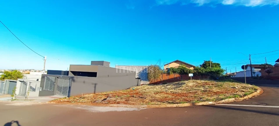 Imagens do imóveis TERRENO