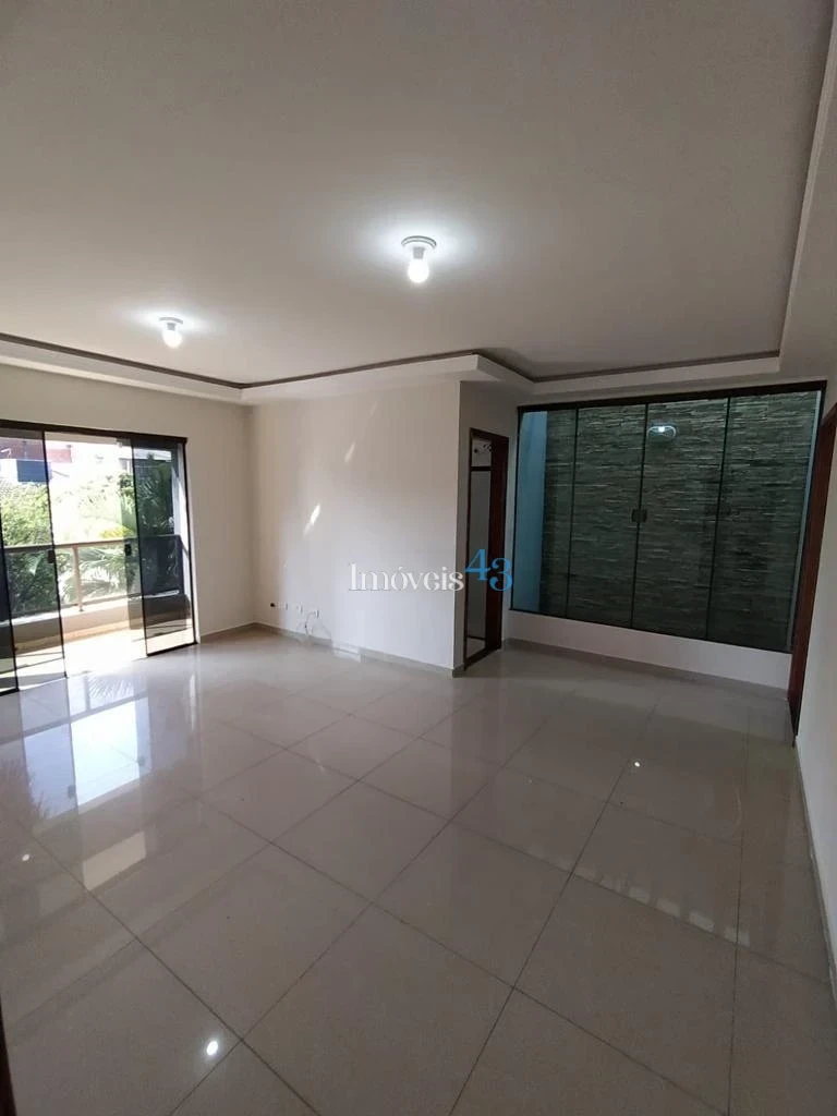 Imagens do imóveis CASA A VENDA - JARDIM COLUMBIA IV -ARAPONGAS