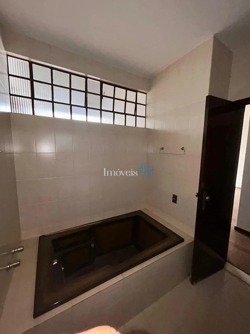 Imagens do imóveis CASA A VENDA - JD VILA RICA - CAMBE-PR