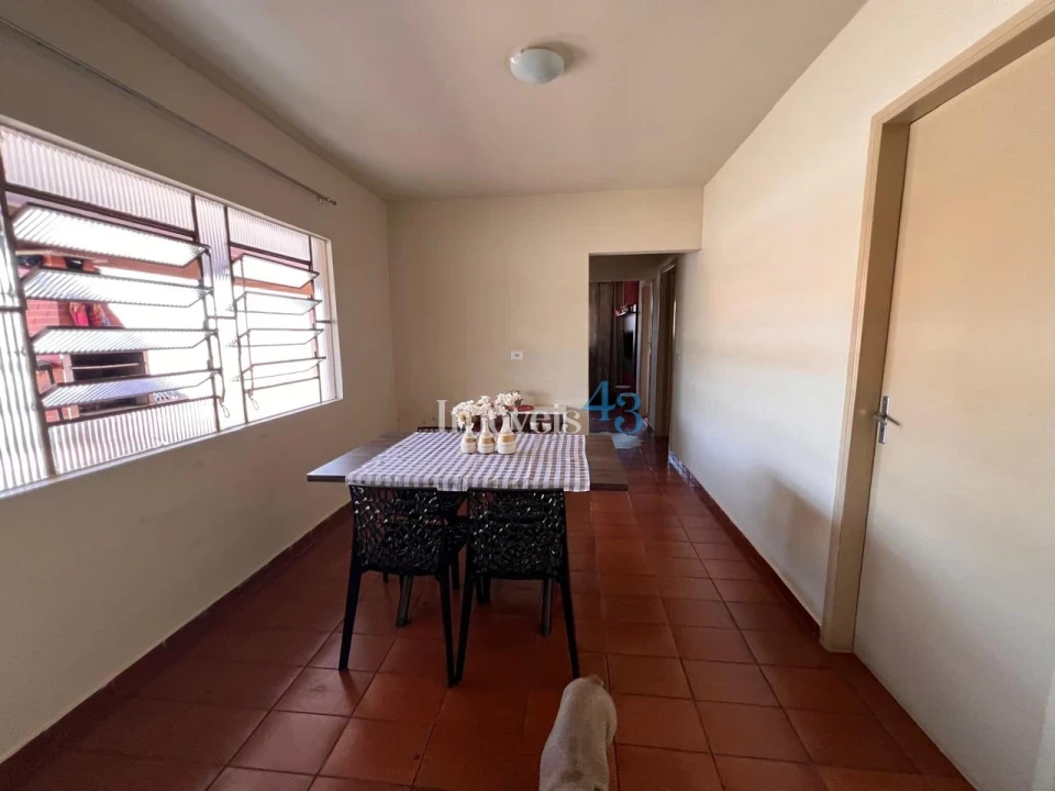 Imagens do imóveis CASA JD TAROBA -CAMBE-PR