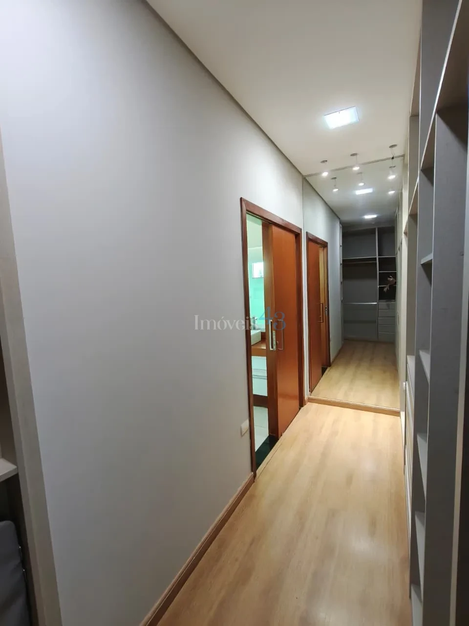 Imagens do imóveis ESQUINA COMERCIAL