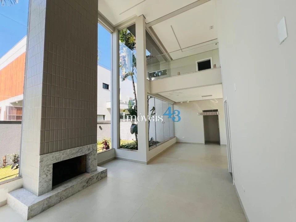 CASA ALTO PADRÃO - VILLAGIO DO ENGENHO