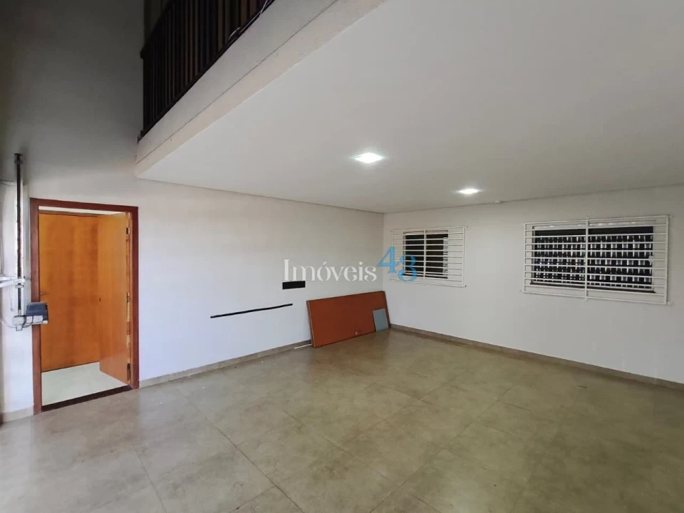 Imagens do imóveis ESQUINA COMERCIAL