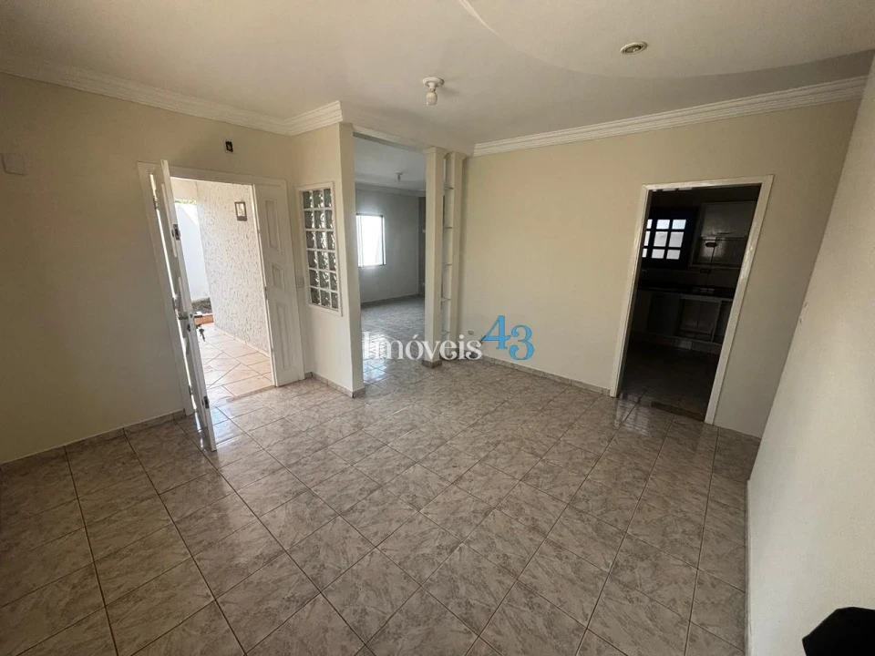 Imagens do imóveis CASA A VENDA - JD PLANALTO VERDE -CAMBÉ-PR.