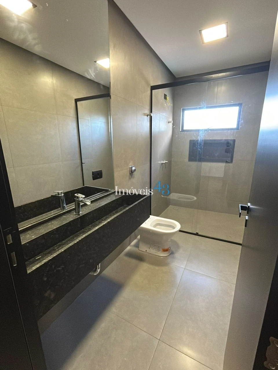 Imagens do imóveis CASA DE ALTO PADRÃO - ROYAL BOULEVARD RESIDENCE