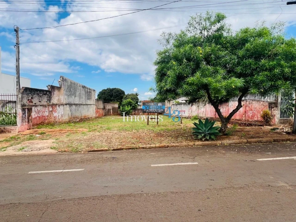 TERRENO A VENDA - CENTRO - CAMBE-PR