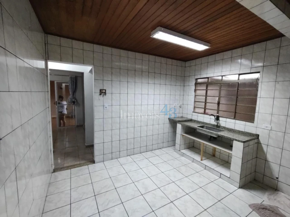 Imagens do imóveis CASA COM EDÍCULA - Conj. Hab. Jose Giordano