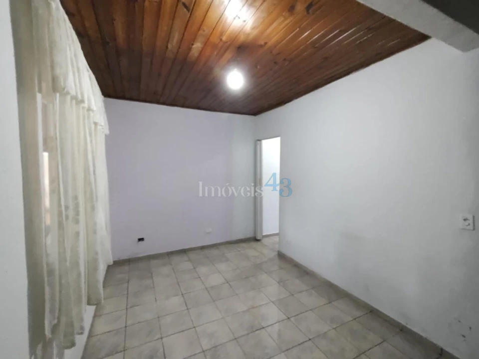 Imagens do imóveis CASA COM EDÍCULA - Conj. Hab. Jose Giordano