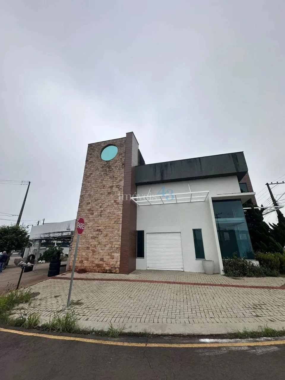 SALÃO COMERCIAL - PQ. RES. CAMBÉ