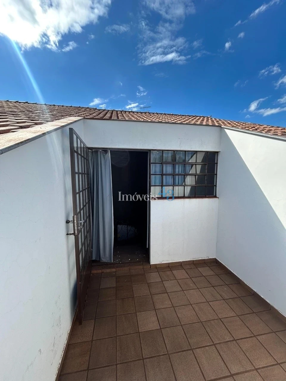Imagens do imóveis CASA A VENDA - JD VILA RICA - CAMBE-PR
