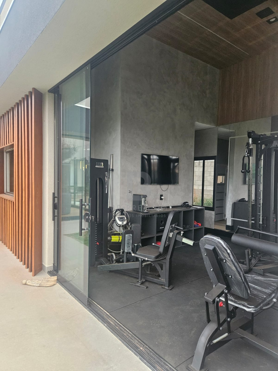 Imagens do imóveis Casa Em Condomínio À Venda Golf Ville Cambé