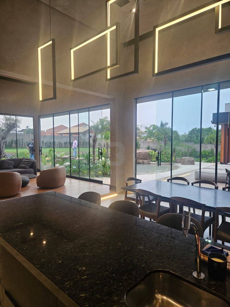 Imagens do imóveis Casa Em Condomínio À Venda Golf Ville Cambé