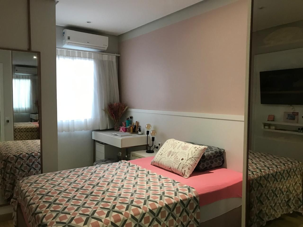 Imagens do imóveis Casa com 2 suíte + 1 dormitório à venda, 90 m² por R$ 700.000 - Tropical III - Cascavel/PR