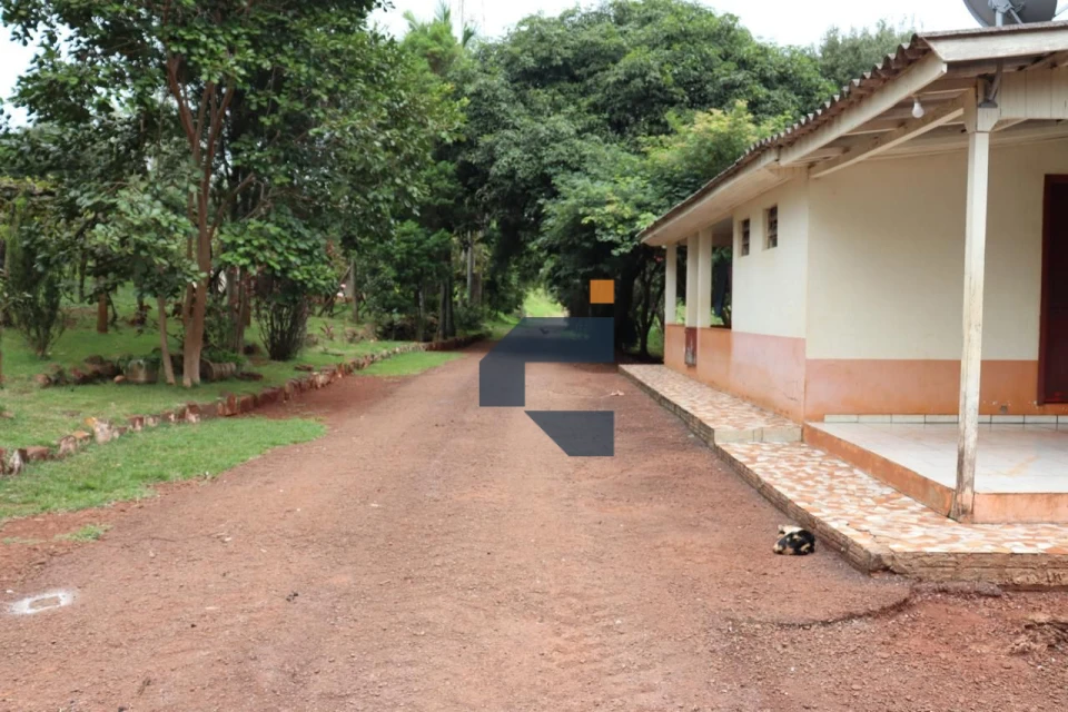 AREA RURAL A VENDA EM LINDOESTE