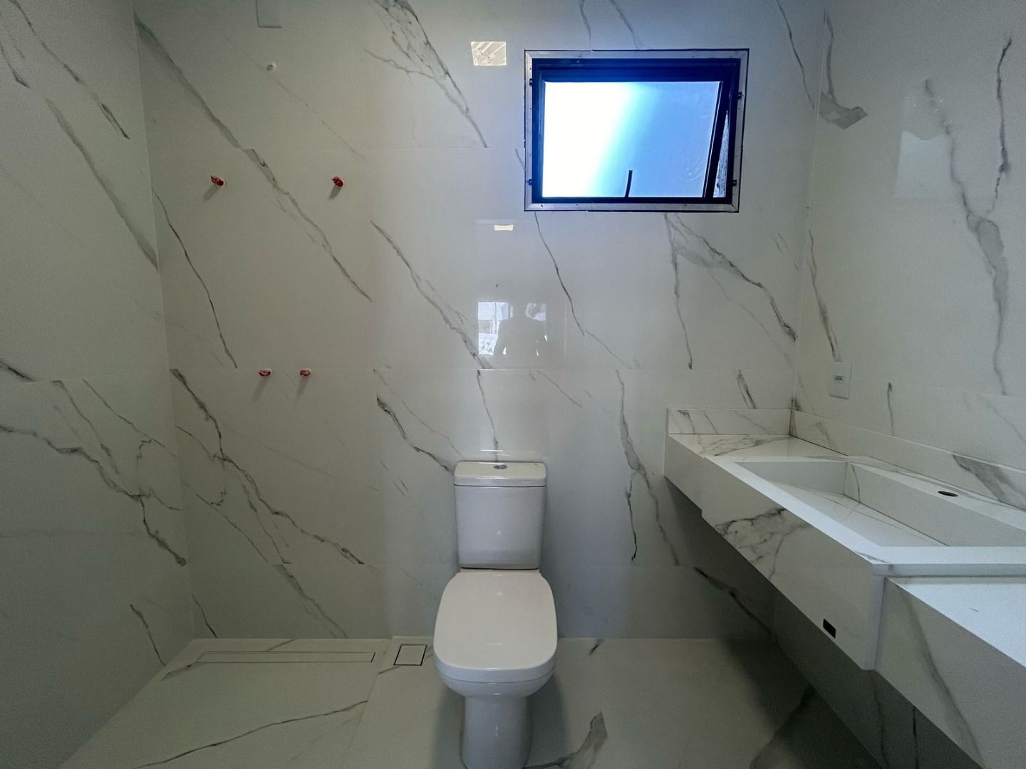 Sobrado com 3 dormitórios à venda, 160 m² por R$ 1.150.000,00 - Country - Cascavel/PR