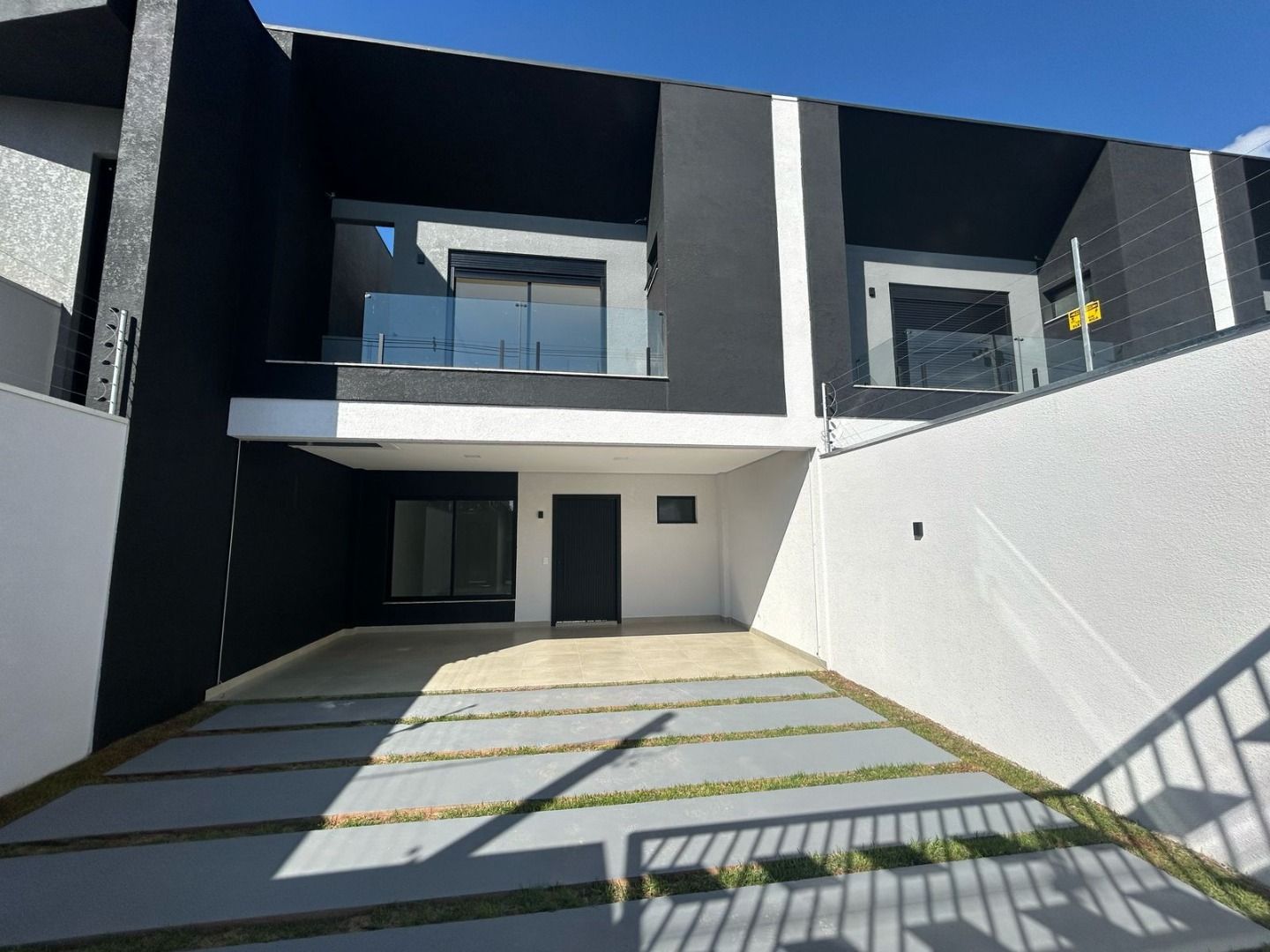 Sobrado com 3 dormitórios à venda, 160 m² por R$ 1.150.000,00 - Country - Cascavel/PR