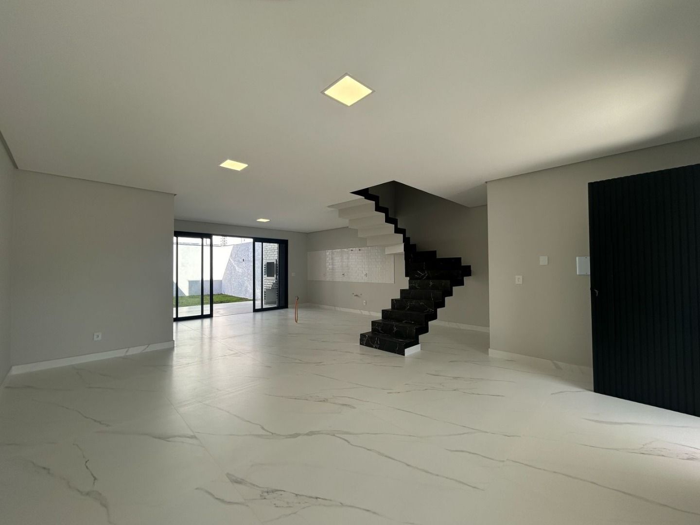 Sobrado com 3 dormitórios à venda, 160 m² por R$ 1.150.000,00 - Country - Cascavel/PR